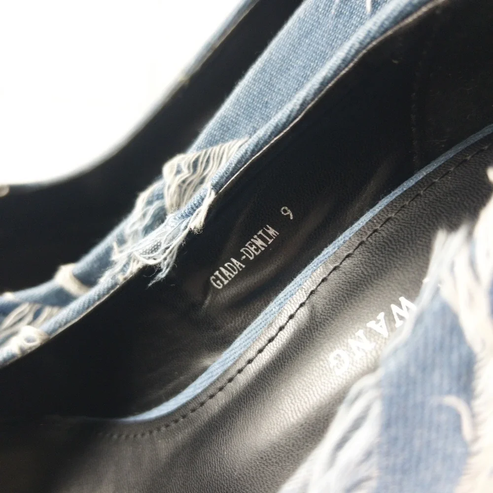 Azalea Wang Giada Denim Platform Pumps Womens 9 Frayed Patchwork Pointy Stiletto